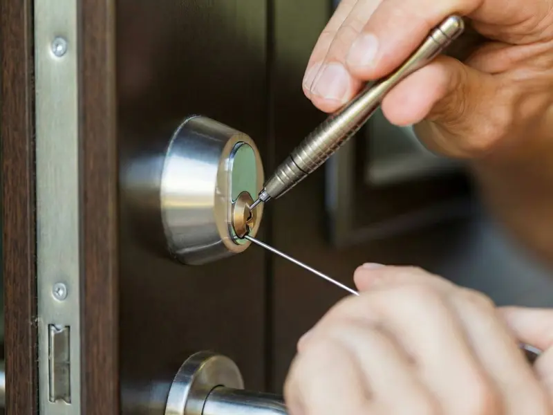 Chaveiro residencial em Belém – abertura de porta e troca de fechadura